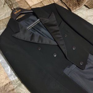 David Monticelli -- Tuxedo Tails EUC Men's 36R